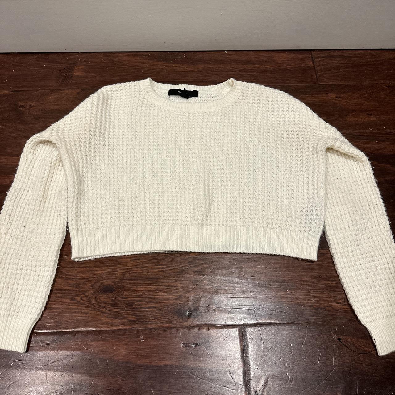 Cute white layering knit cropped sweater #y2k #knit... - Depop