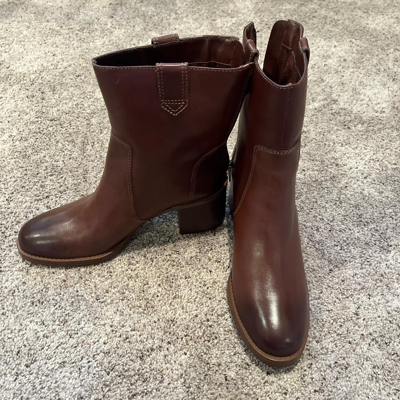 Vince Camuto Women's Burgundy Boots