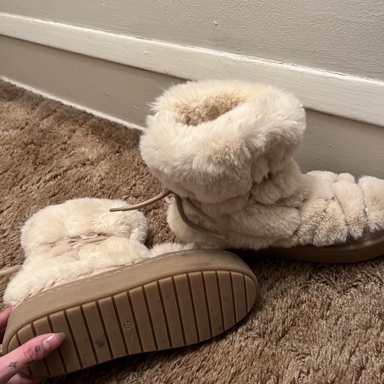 The infamous H&M furry moon boots, don’t really want... - Depop