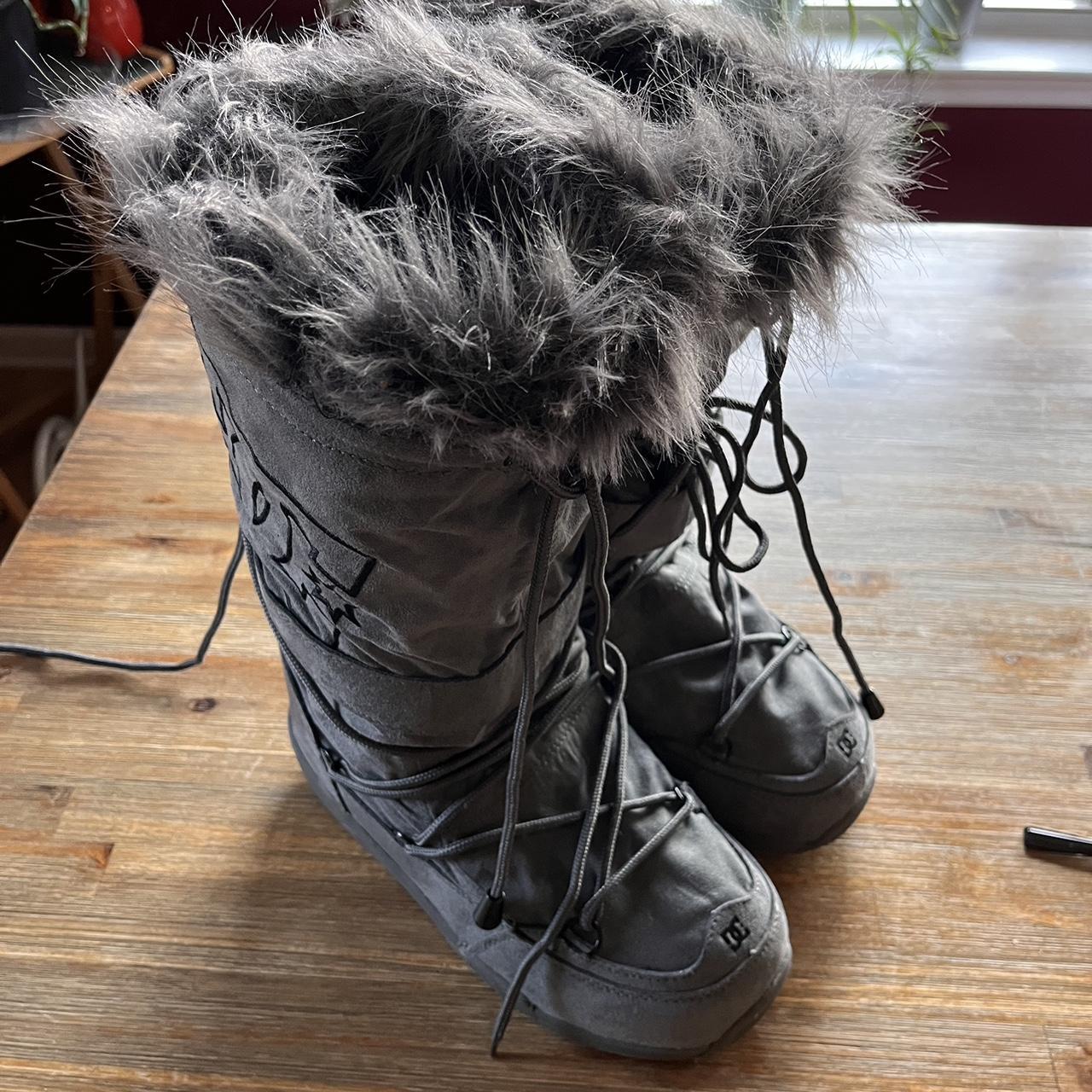 Dc snow boots with 2024 fur