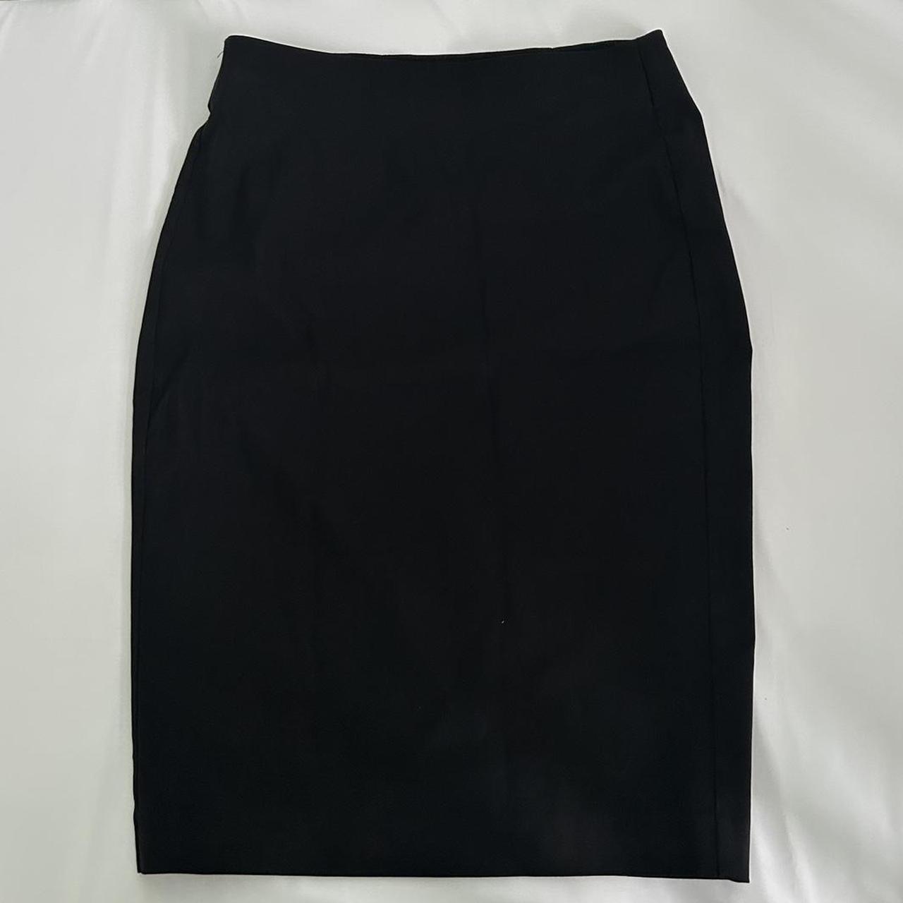 ELLE Women's Black Skirt