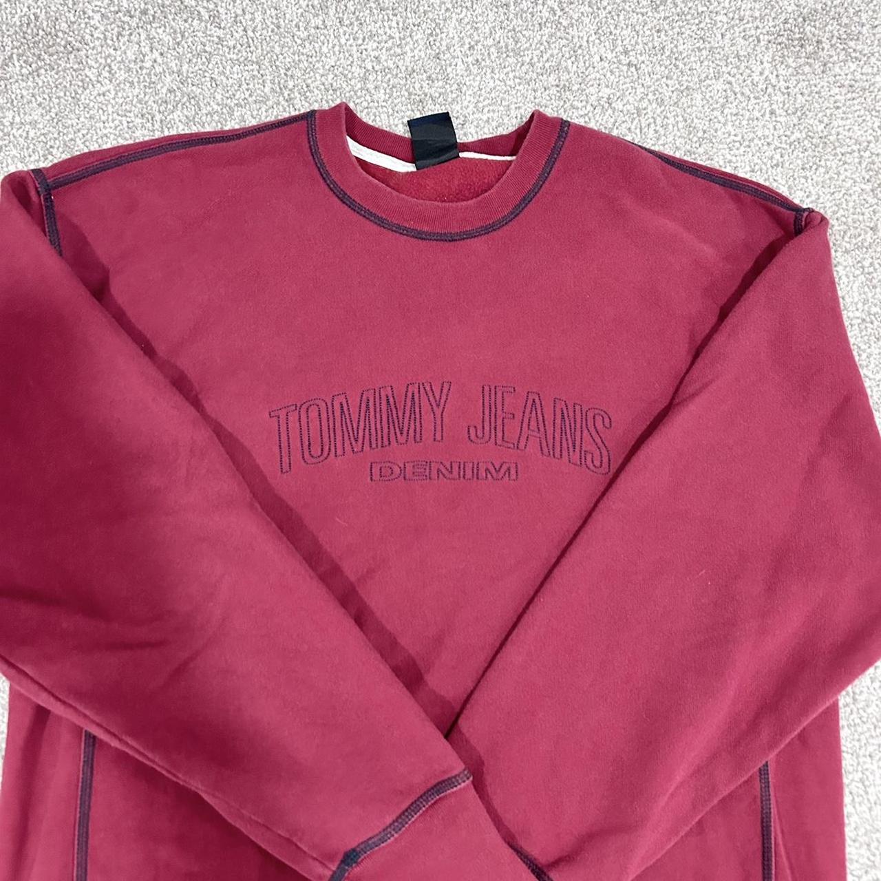 Tommy jeans best sale burgundy sweatshirt