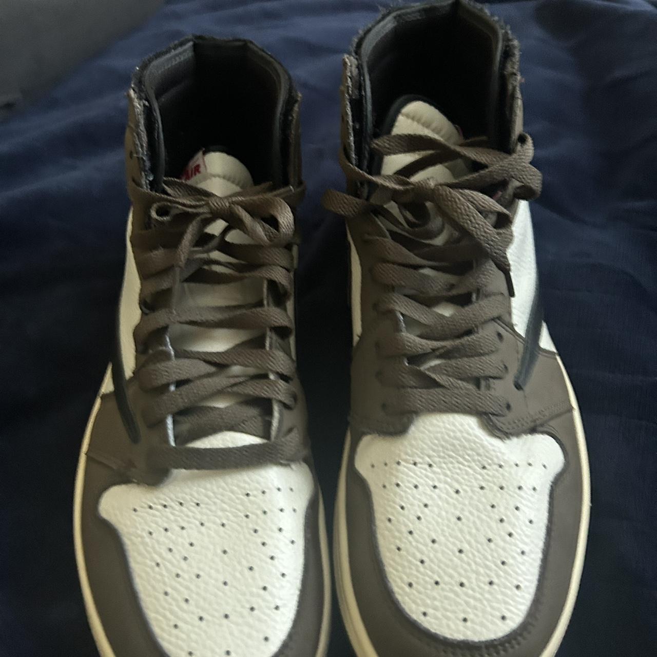 travis scott 1s pink laces