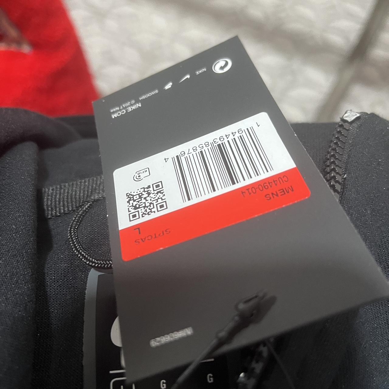 depop nike hoodie