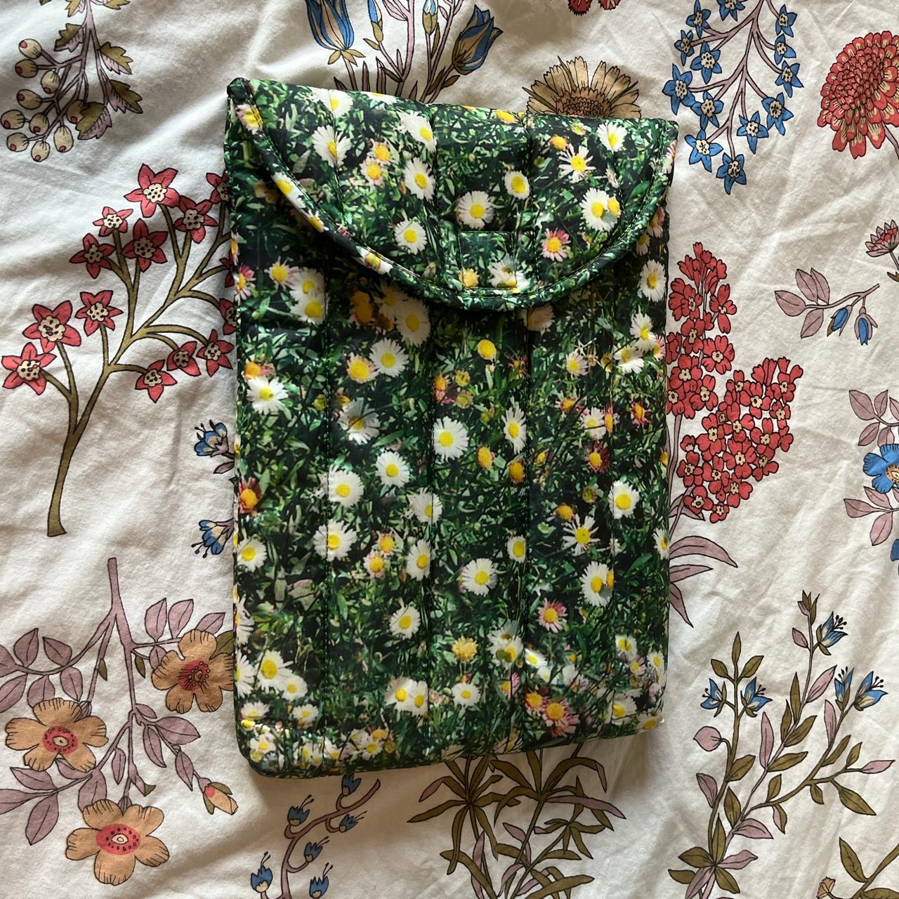 baggu flower field laptop case baggu laptopcase... Depop