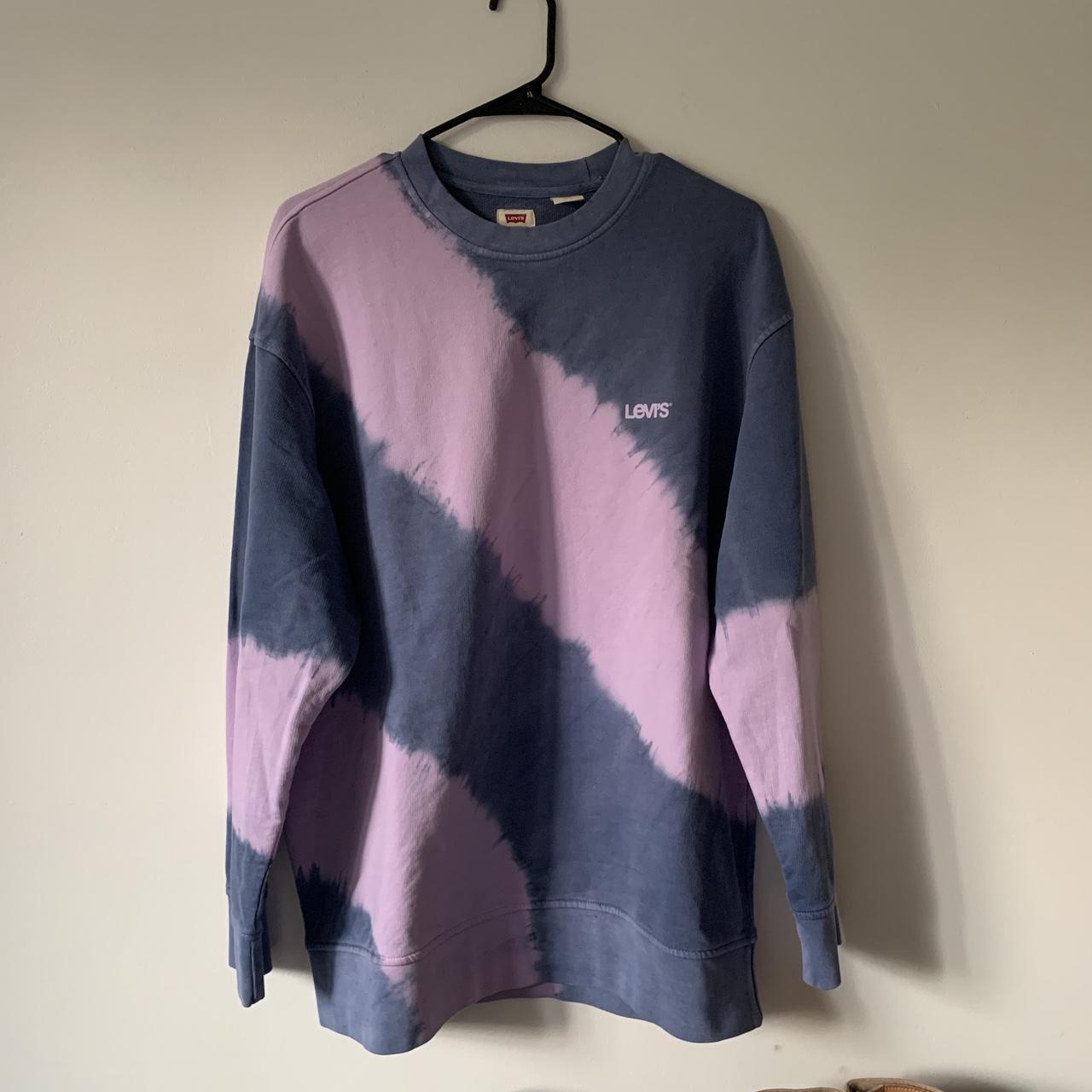 Levi's Women's Blue and Pink Sweatshirt | Depop