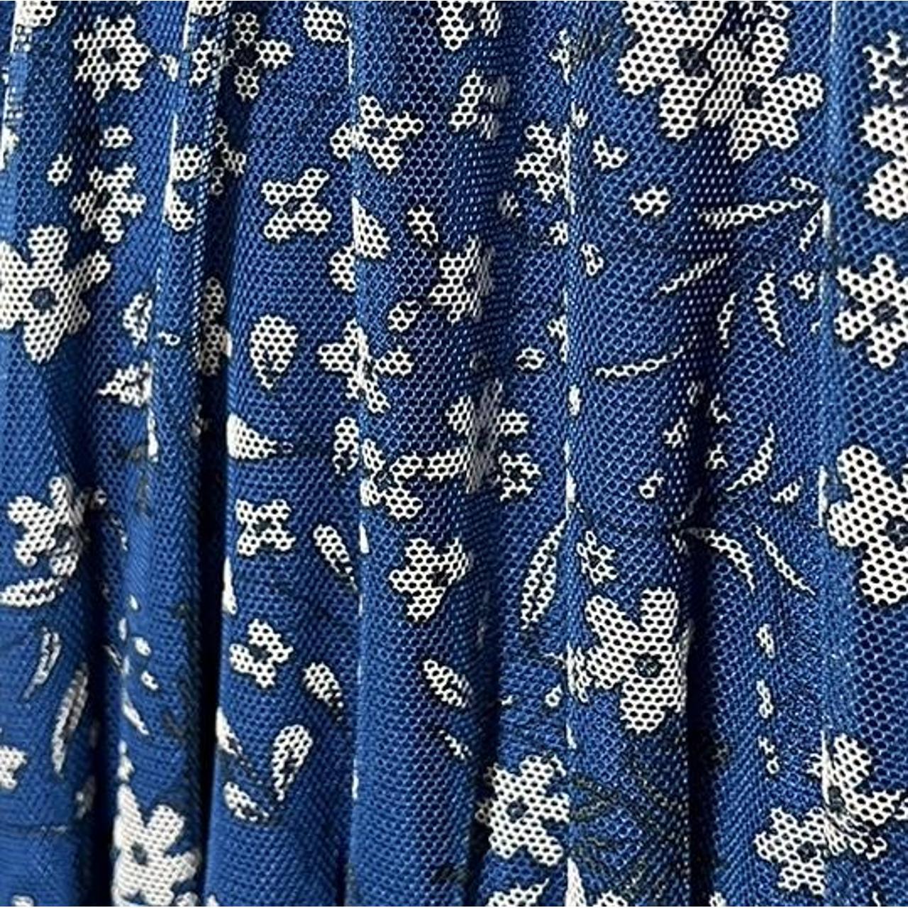 Max Studio Women's Blue and White Dress Depop