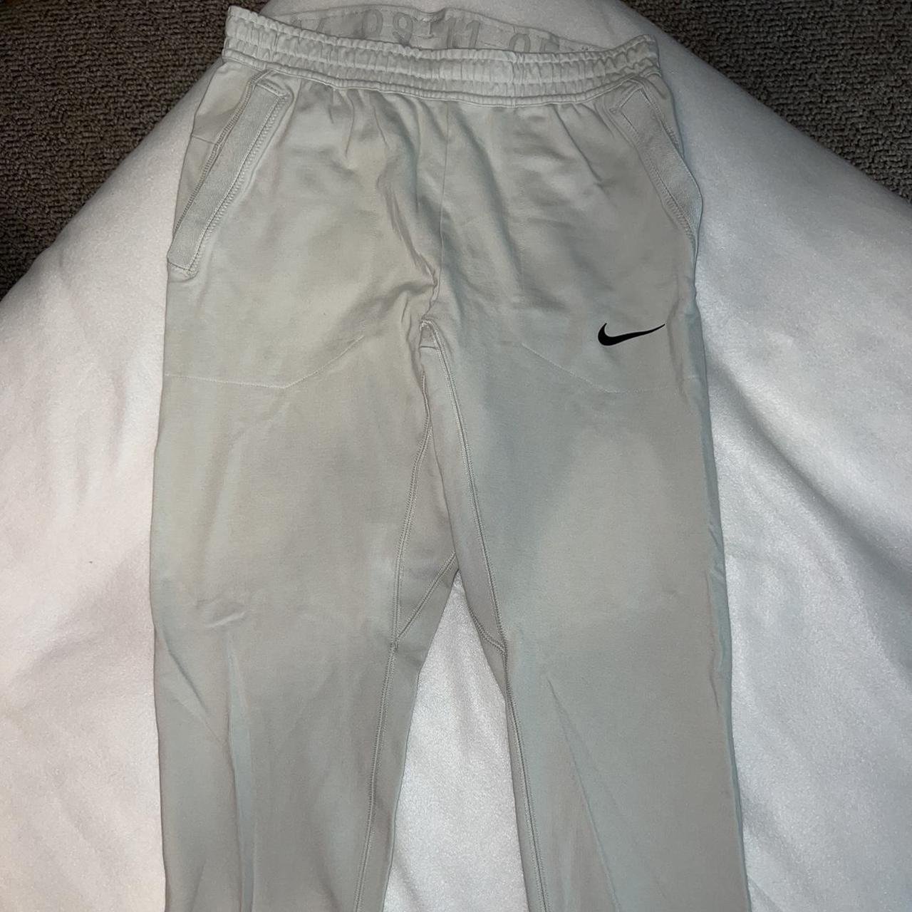 Nike Men's Cream Joggerstracksuits Depop