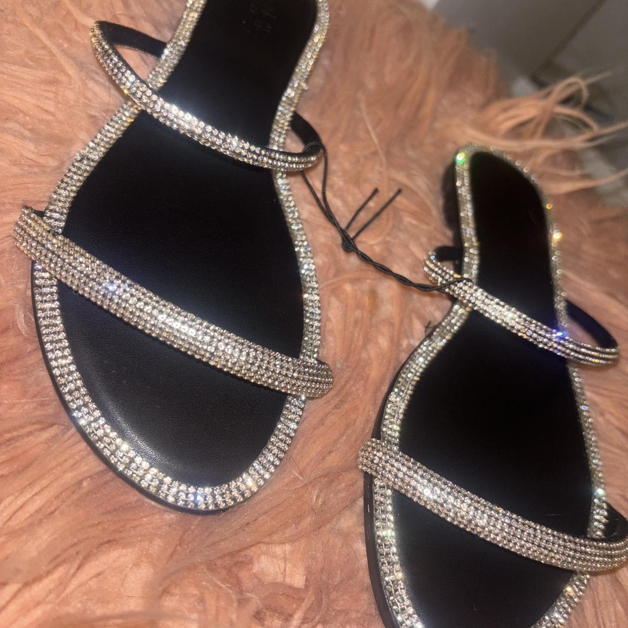 item listed by prettigrlzcloset