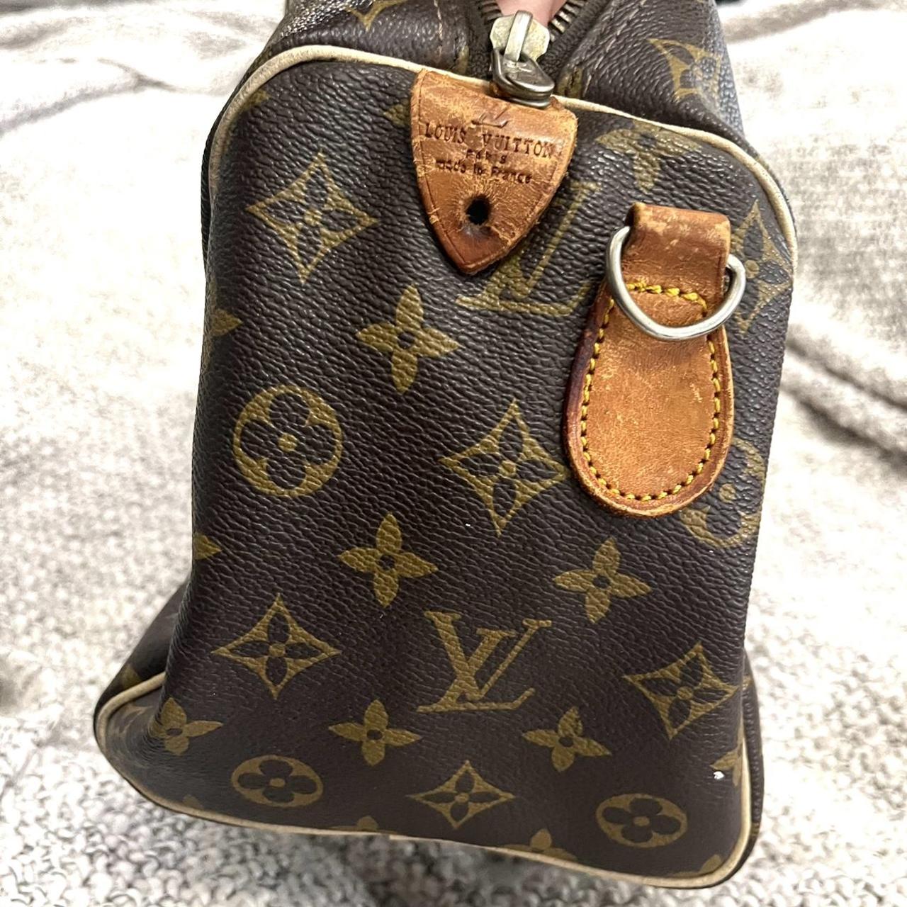 Louis Vuitton bag. Authentic. Excellent used condition.