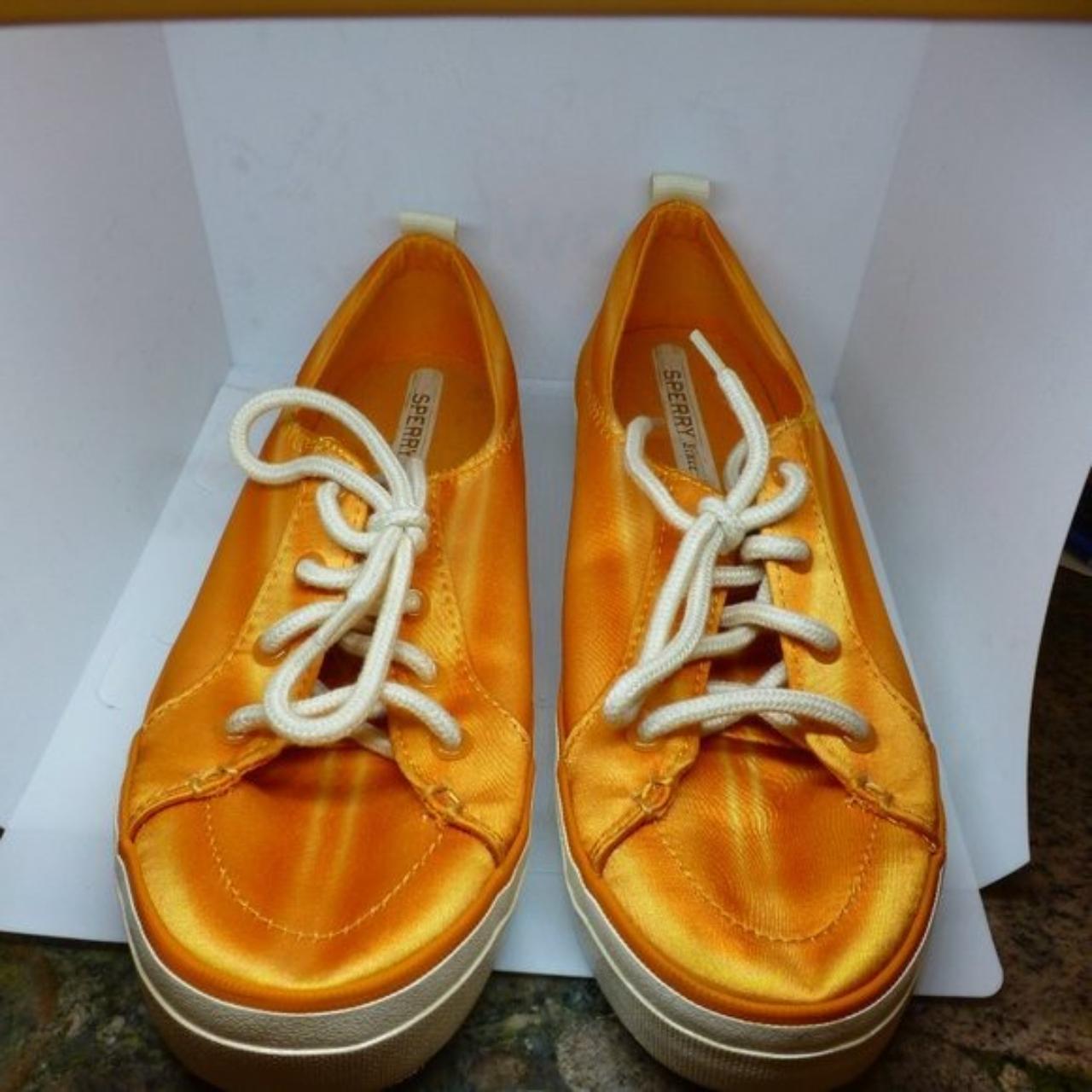 sperry orange creamsicle tennis shoes size 8 like new - Depop