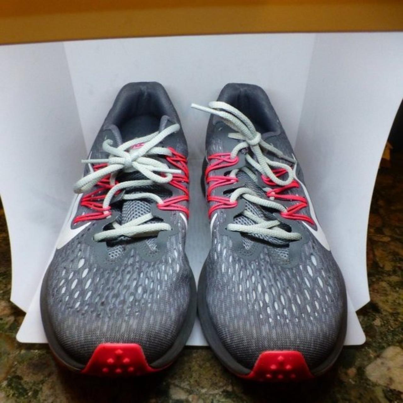 GOOD CONDITION Nike ZOOM WINFLO SNEAKERS SIZE 8.5 Depop