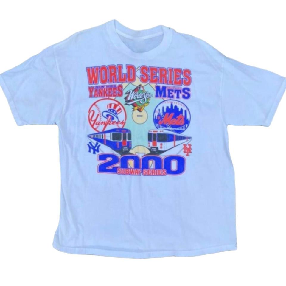 Year 2000 Yankees Subway Series t-shirt IN BRAND NEW - Depop