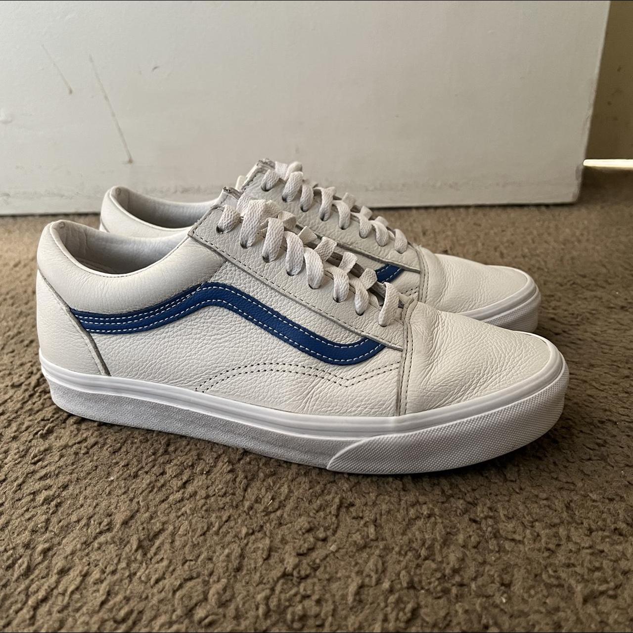 Vans tumble best sale white leather