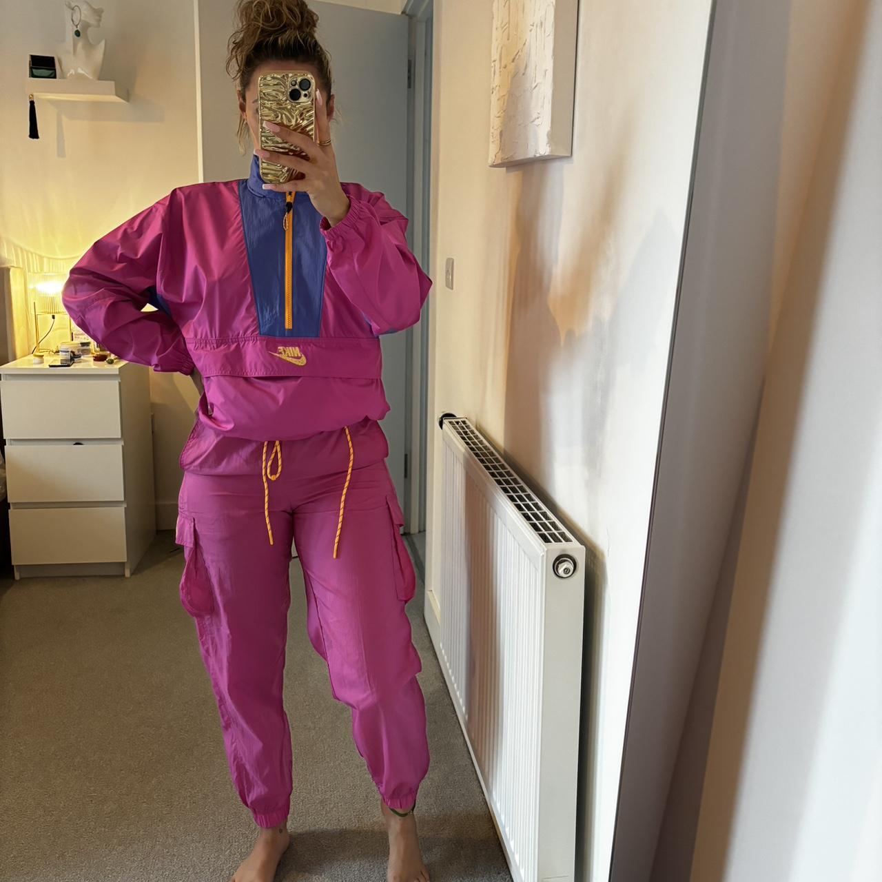 mens pink nike jogging suit