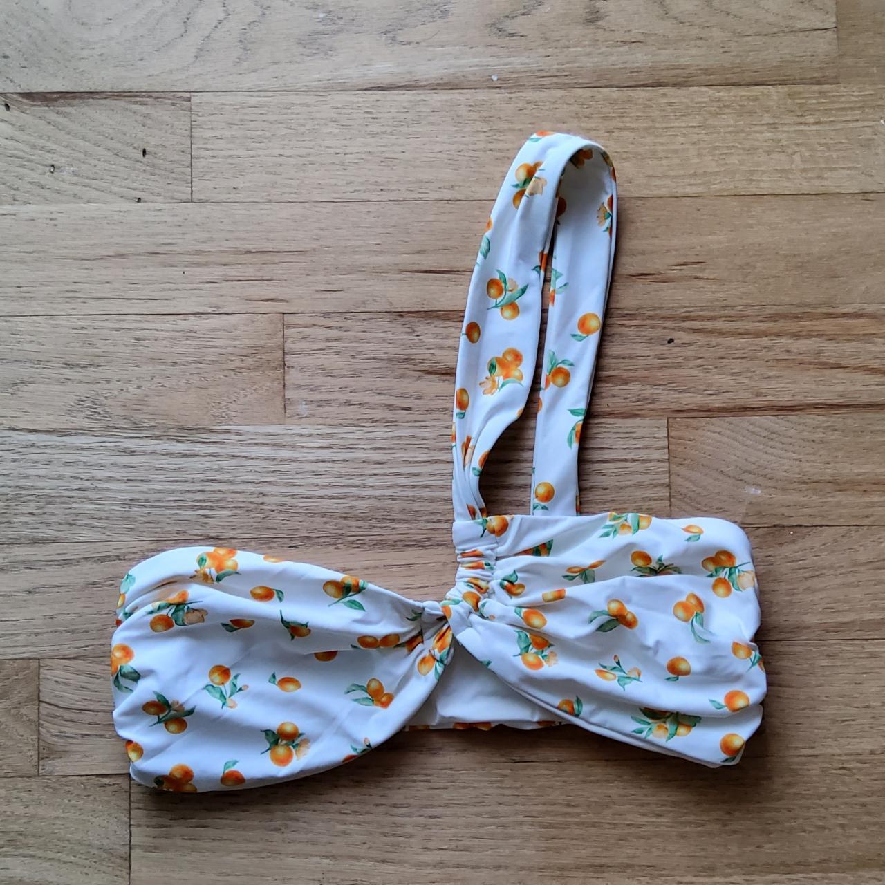 item listed by yuriamoda