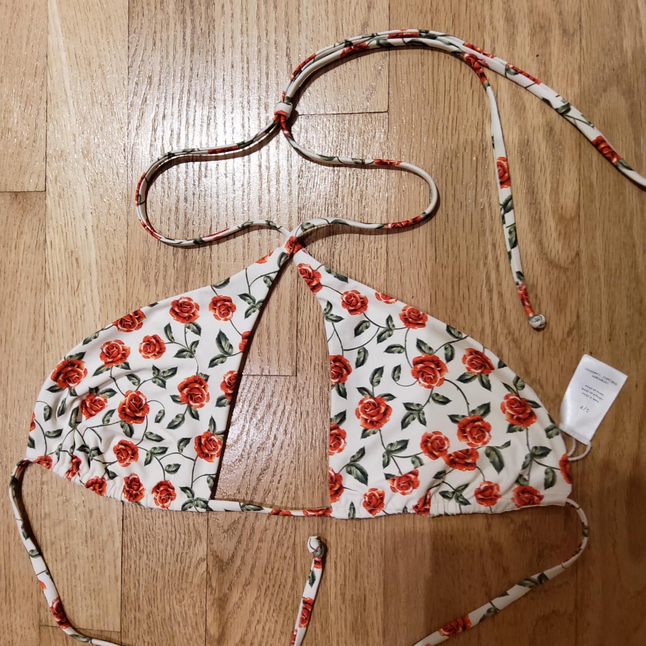 item listed by yuriamoda