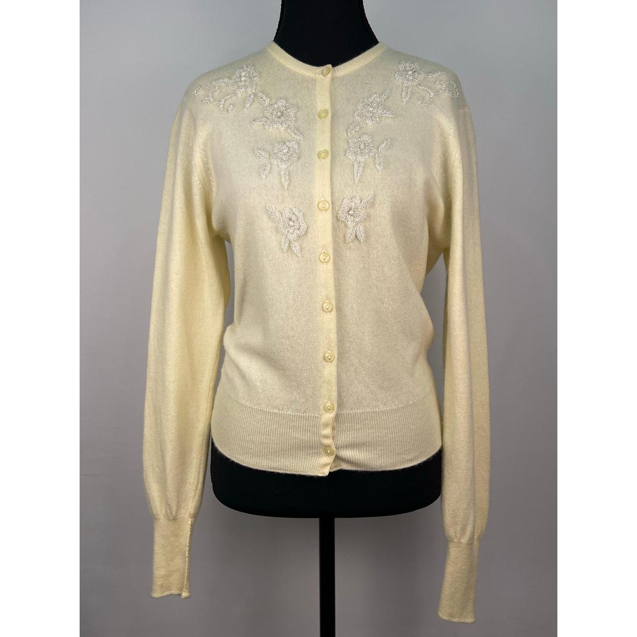 Source Unknown Women's Sweater - Cream - S – Eleg… - image 1