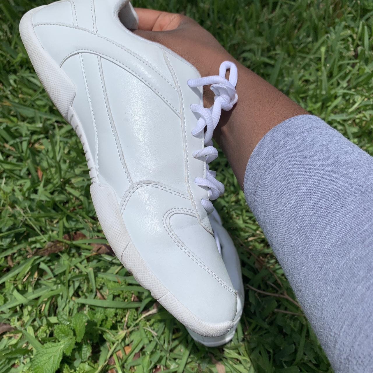 Champion store cheer shoes