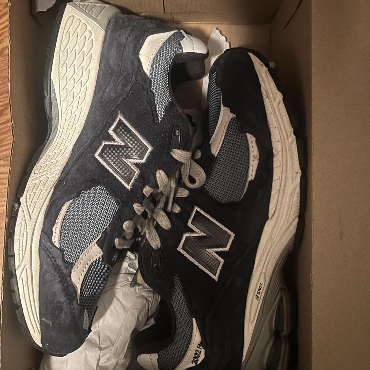New Balance Women's Blue and Navy Trainers (5)