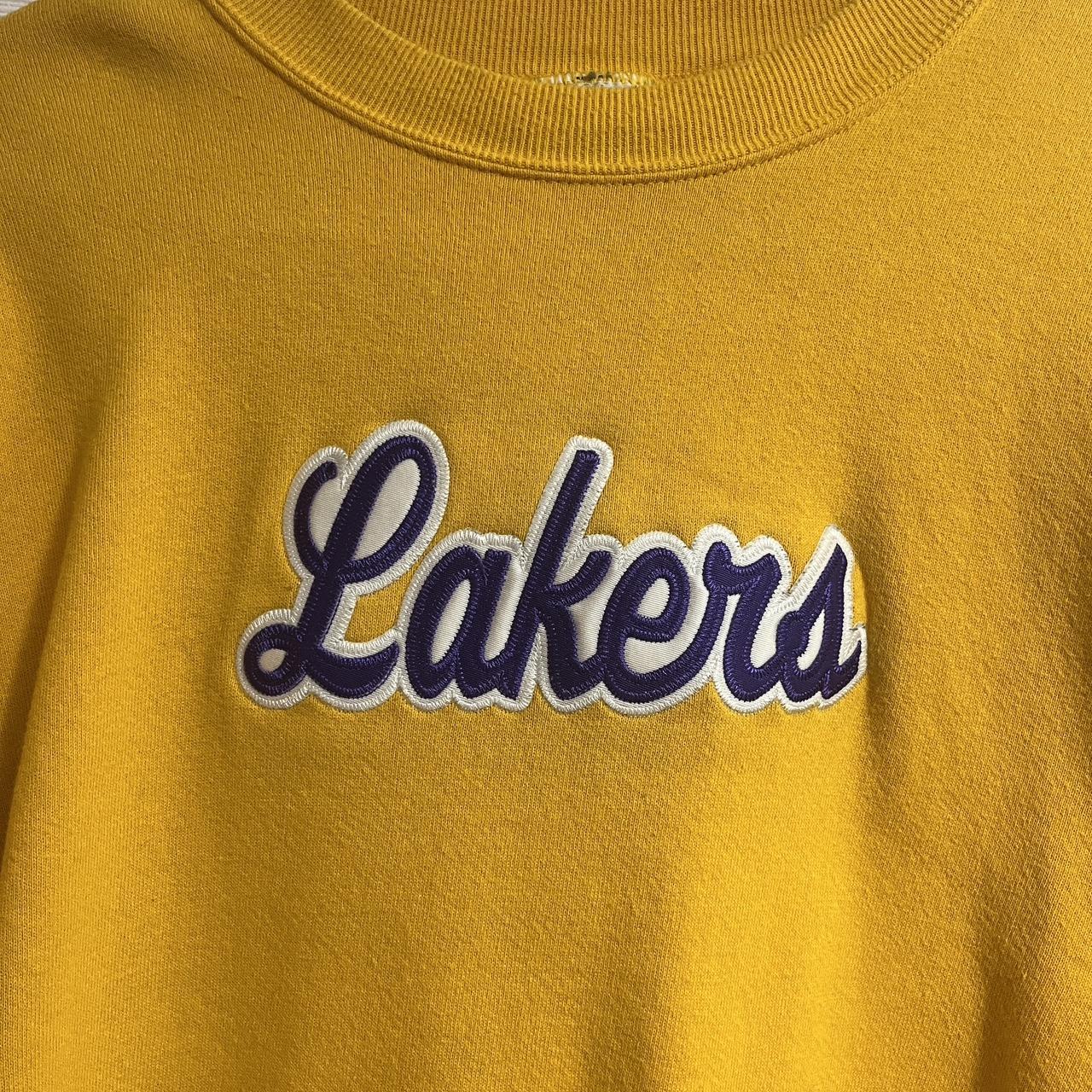 los angeles lakers vintage crewneck sweatshirt! gold - Depop