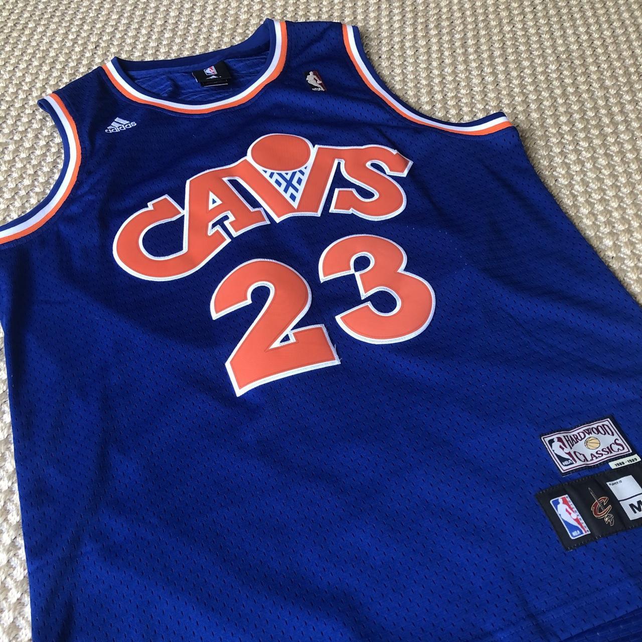 throwback lebron cavs jersey