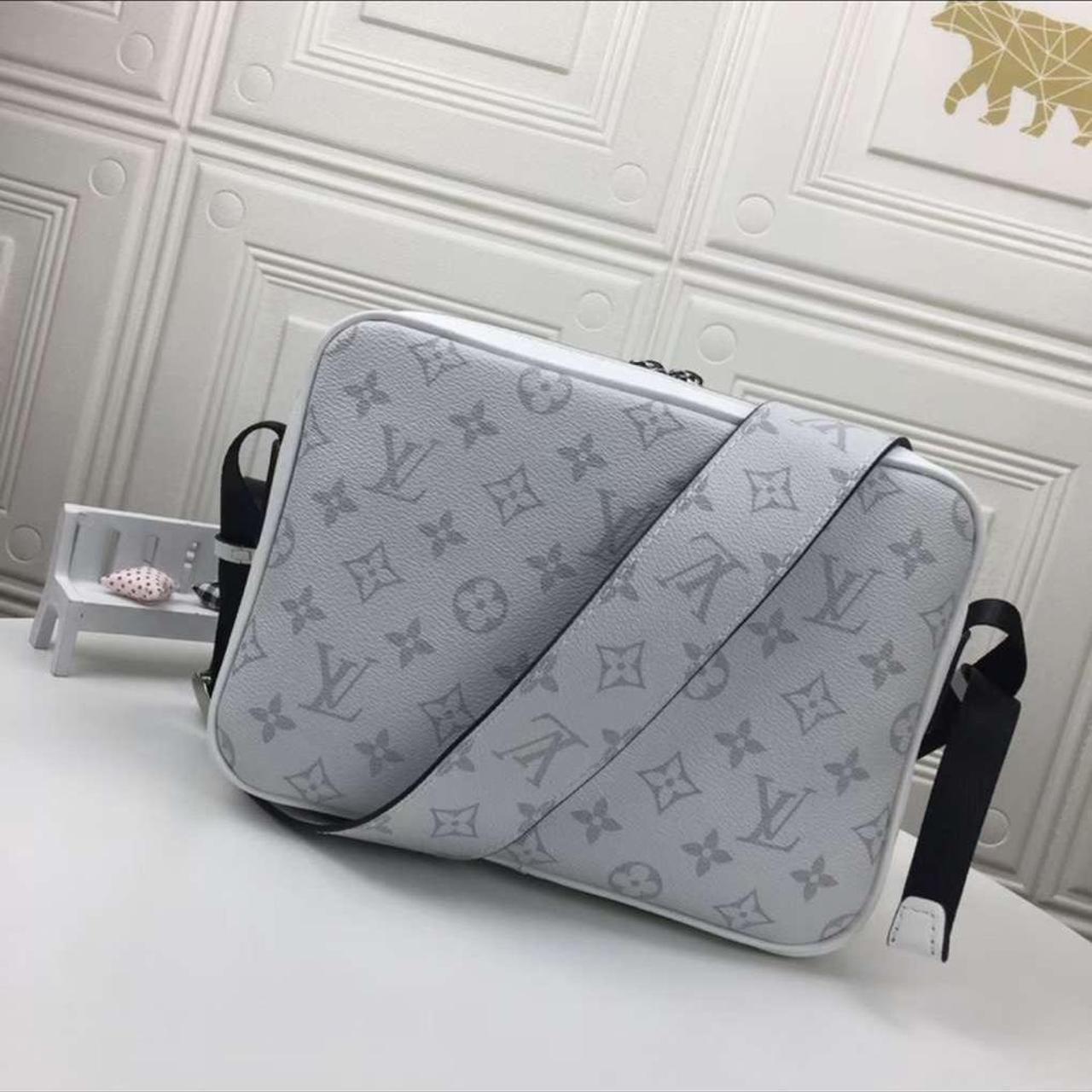 Louis Vuitton Man Bag Depop