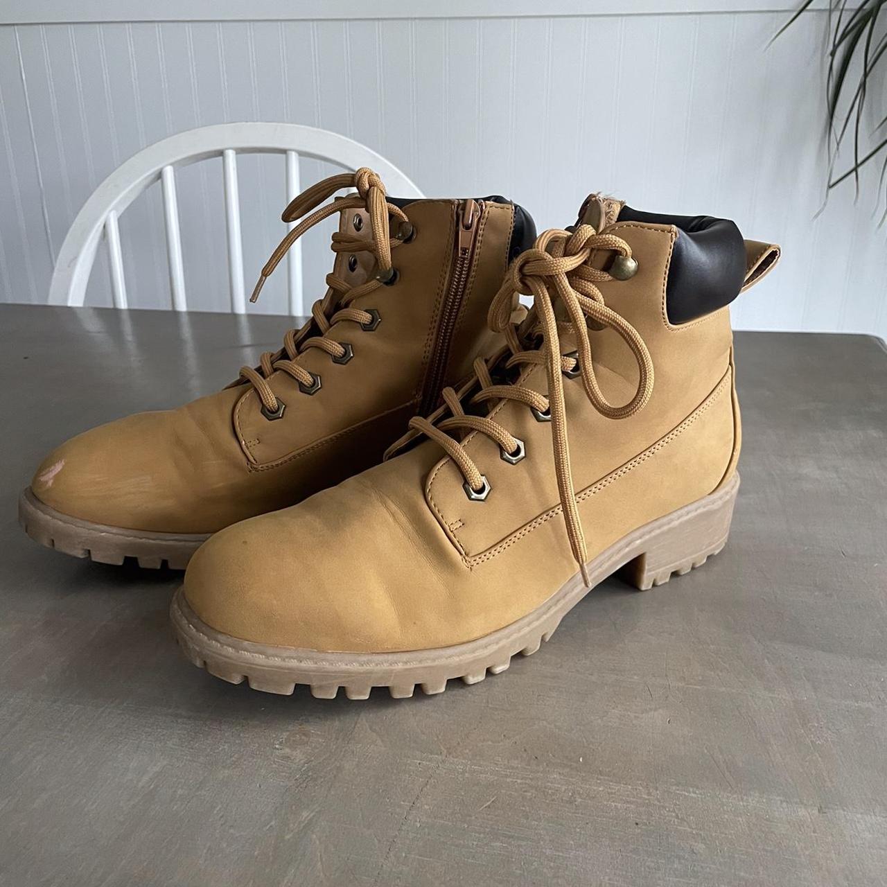 Offbrand timberland boots with a small scuff on the... - Depop