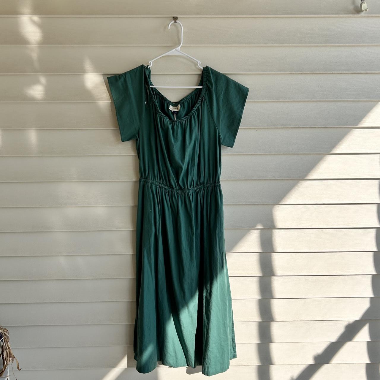 Universal Thread Women's Green Dress (3)
