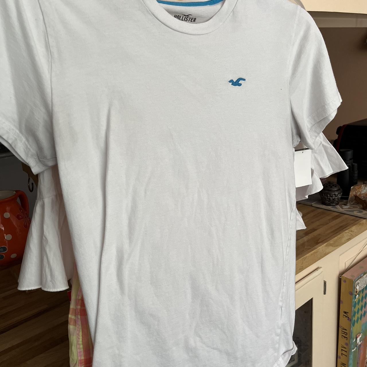 Hollister cotton t shirt white top/some stains under - Depop