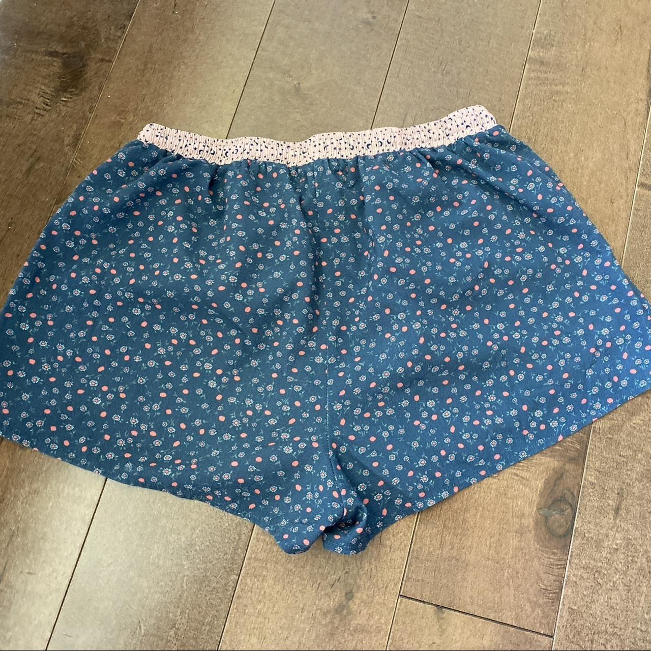 Kiss The Sky Women's Multi Shorts (8)