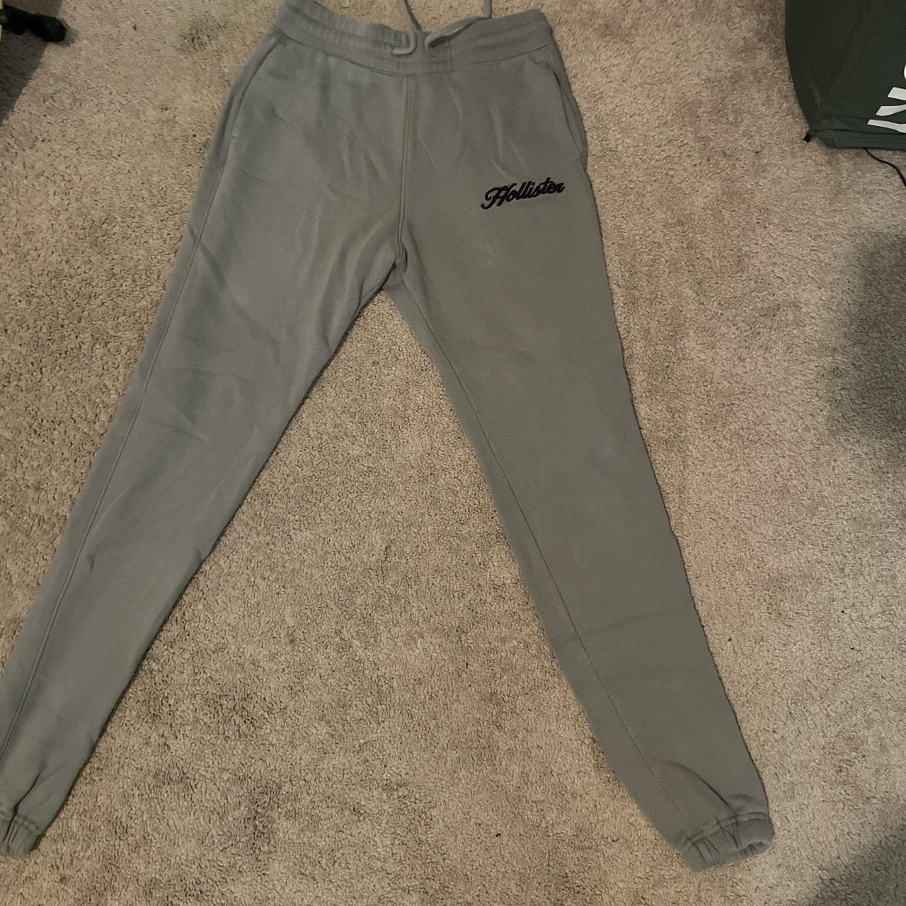 hollister sweatpants xs - Depop