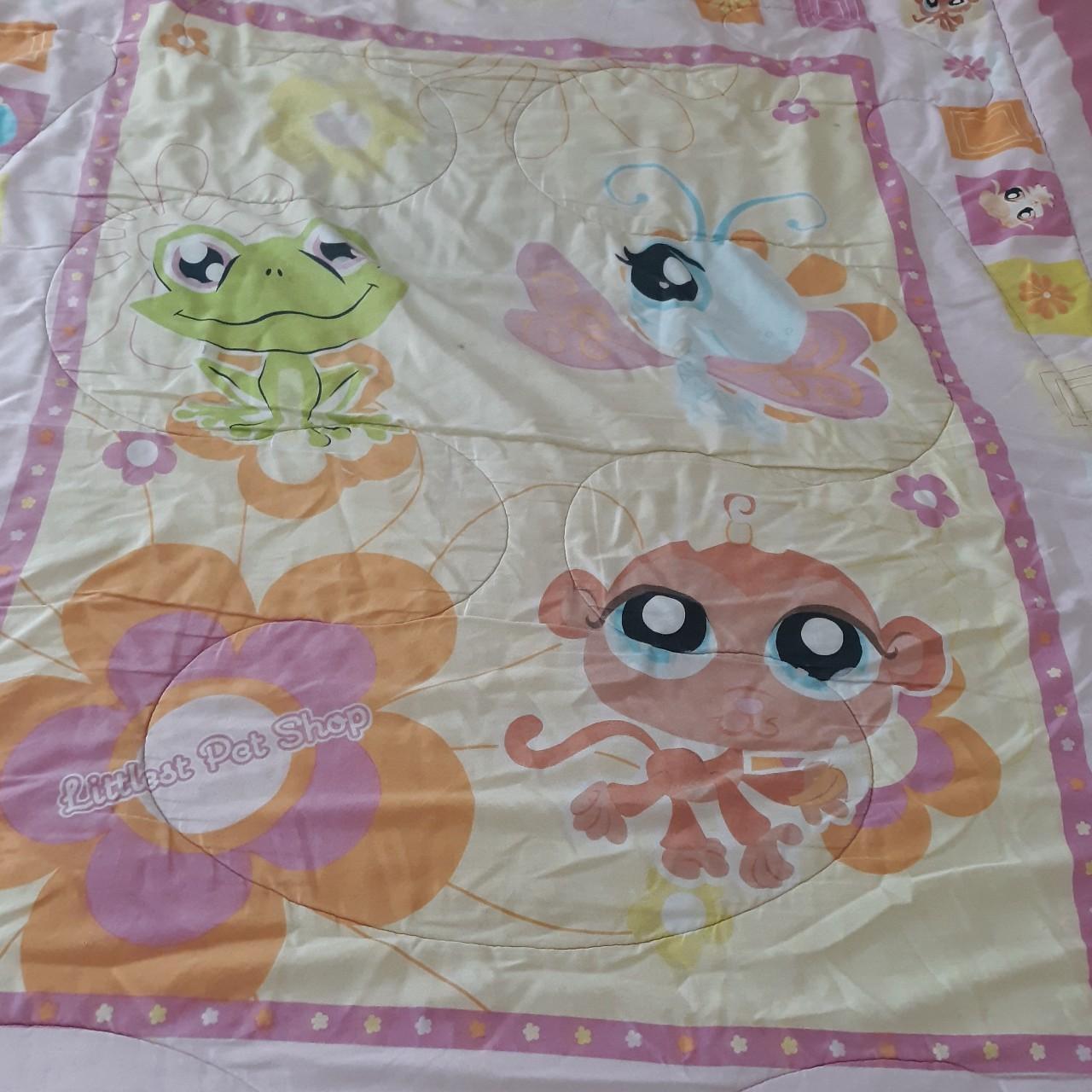 Littlest Pet Shop Comforter licensed by Hasbro in... Depop
