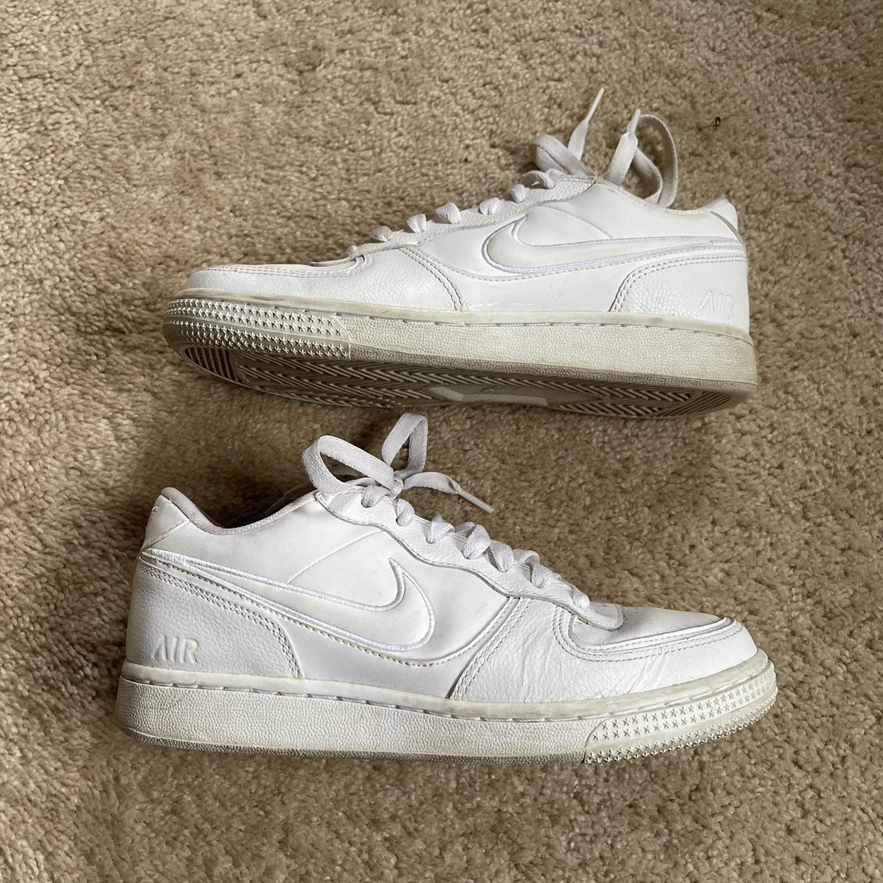 where to buy old nikes