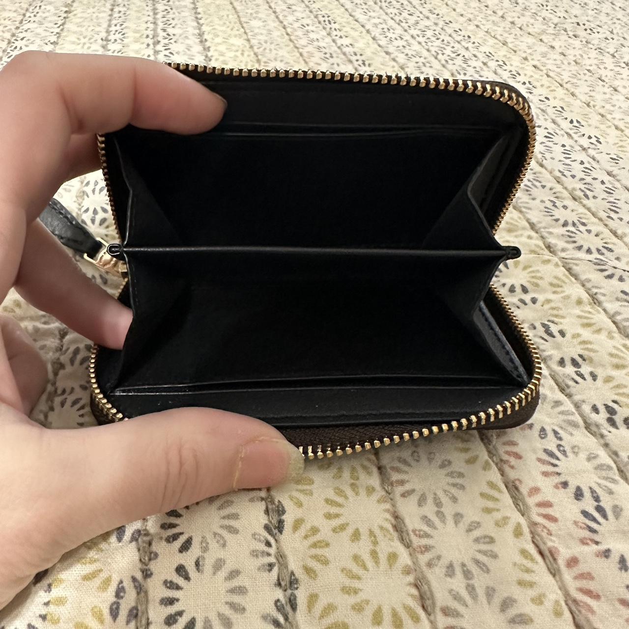 Coach Women's Brown Wallet-purses (2)