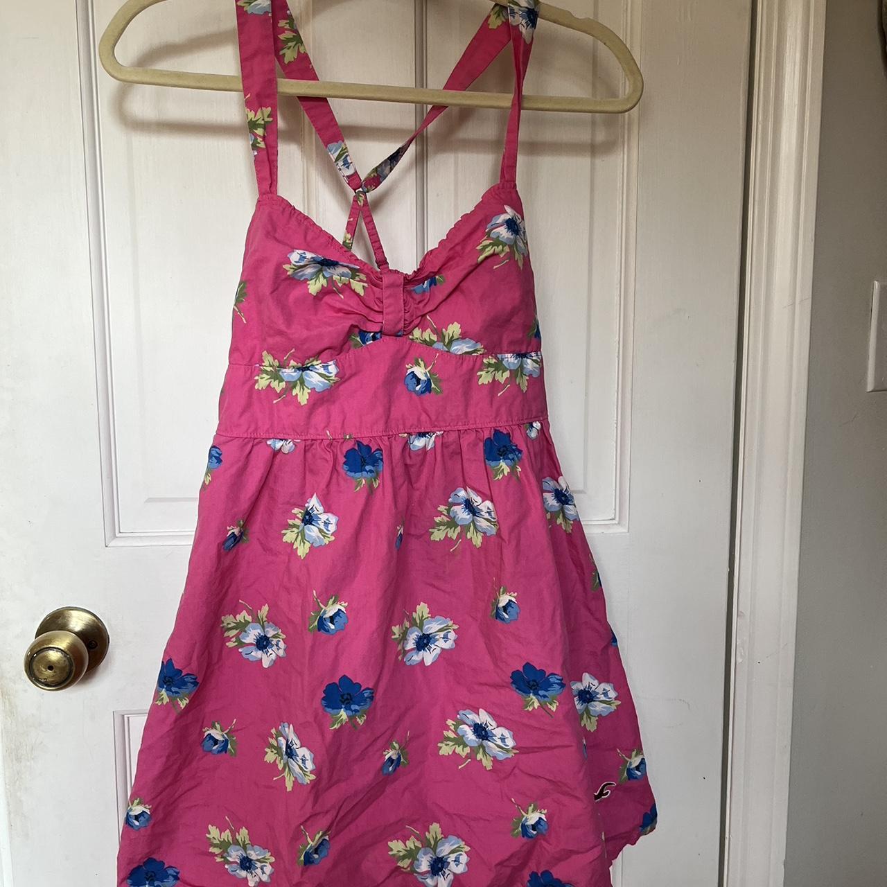 cute cross back strap Hollister dress in pink says... - Depop