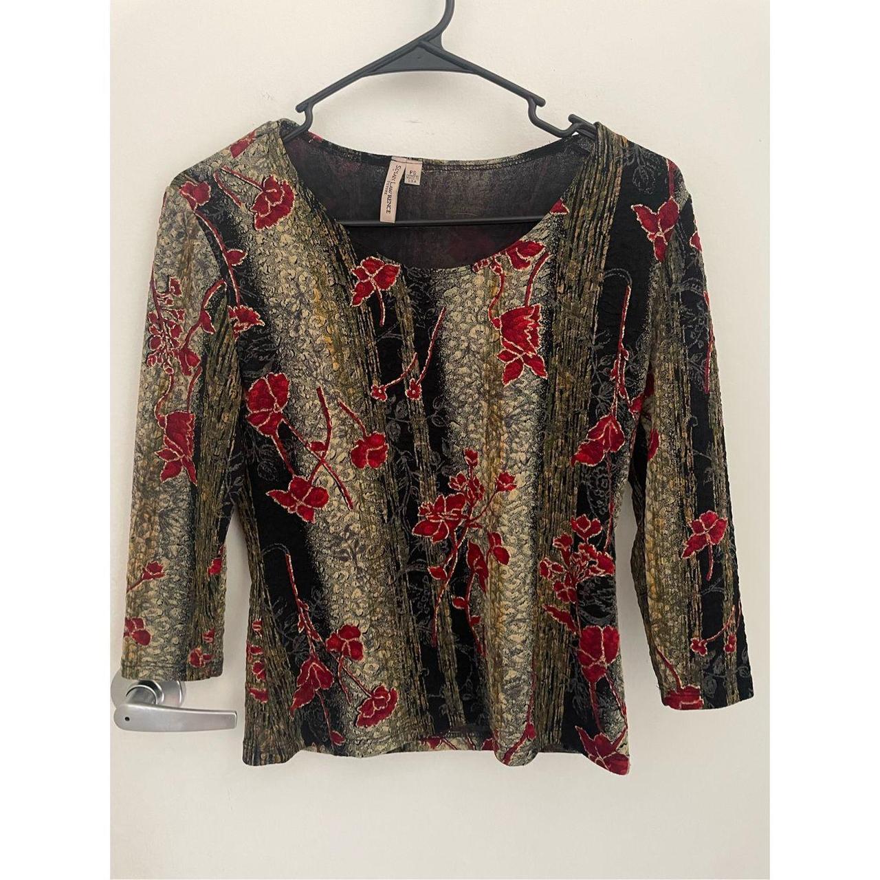 Adorable vintage floral whimsygoth blouse Size S /... - Depop