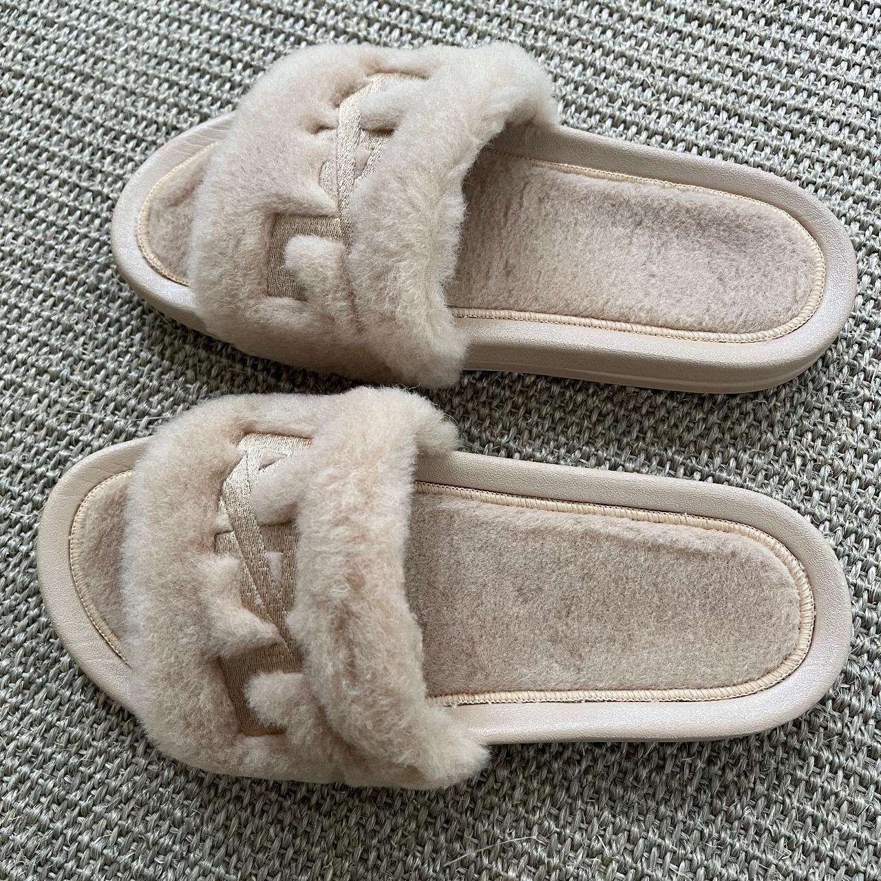 APL Women's Shearling Slide, Brand New in Box