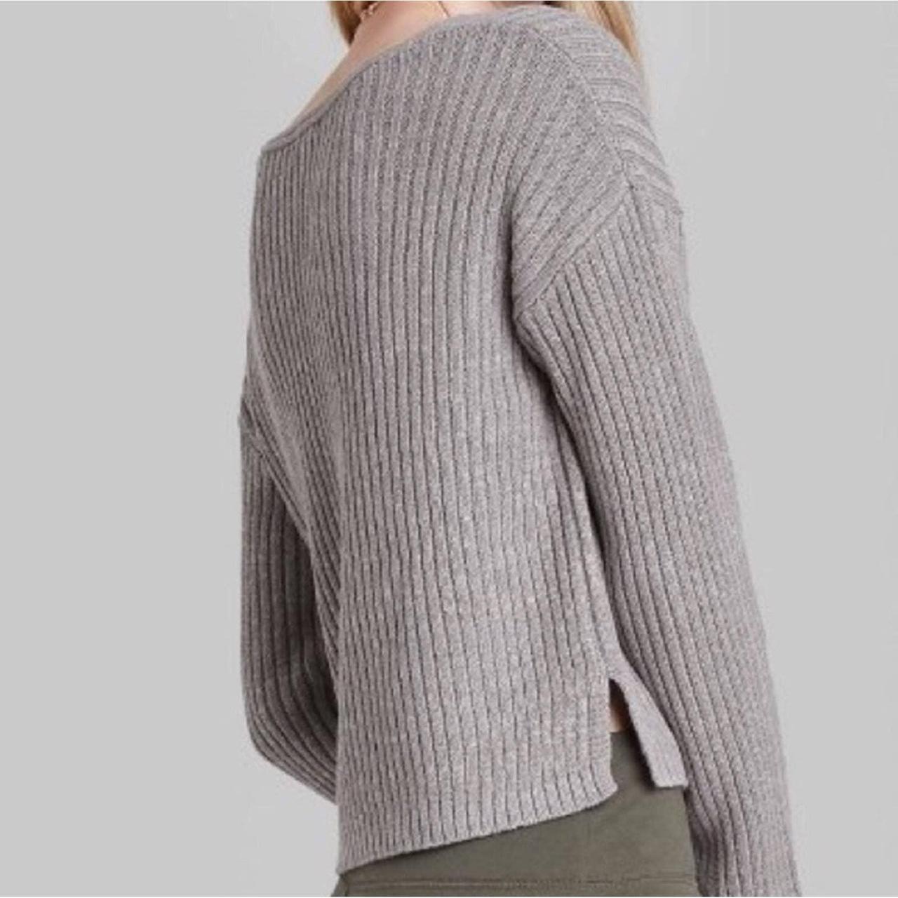 Wild Fable Women's V-Neck Rib Knit Pullover Sweater Gray Size Medium