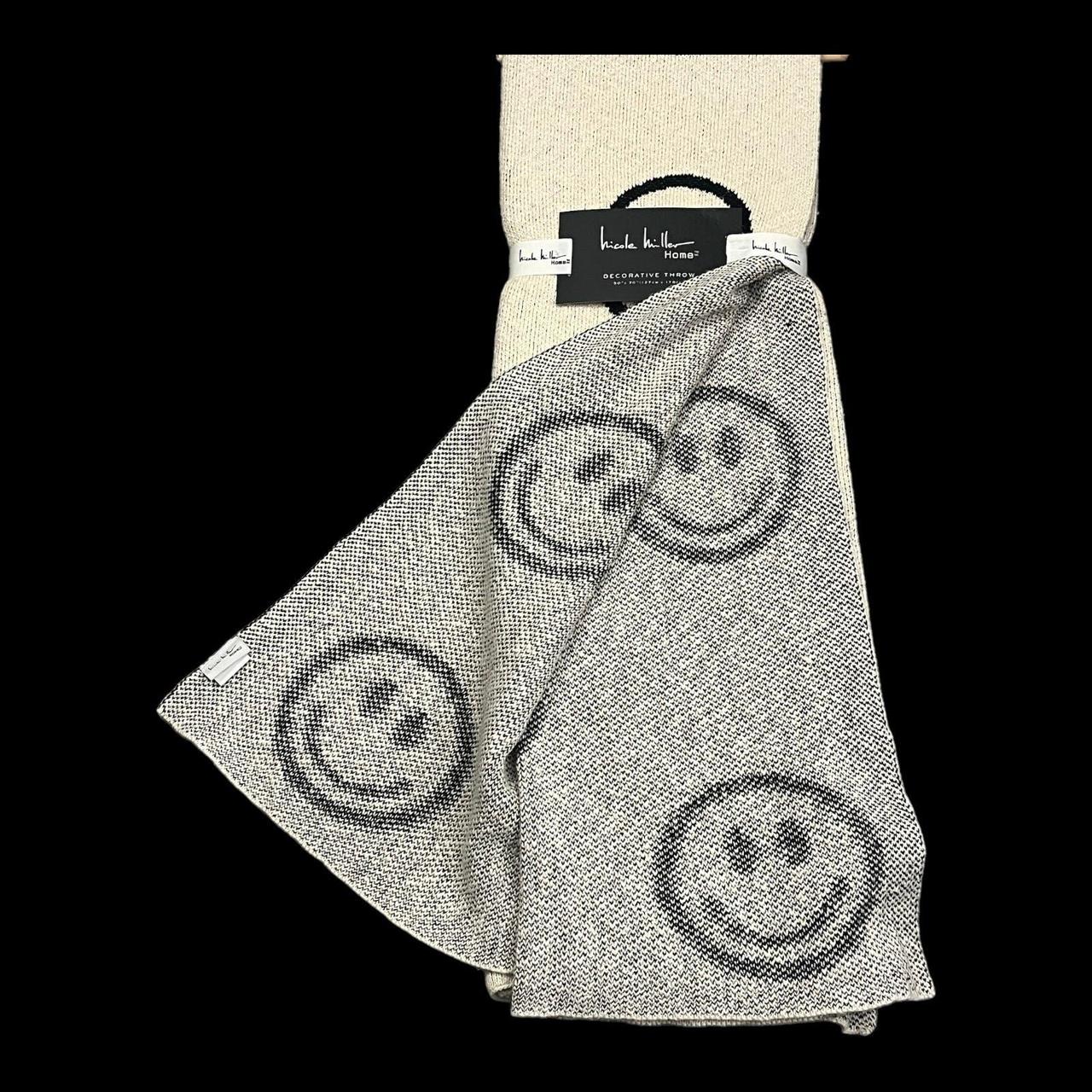 Nicole Miller Furnishings Flash Sales