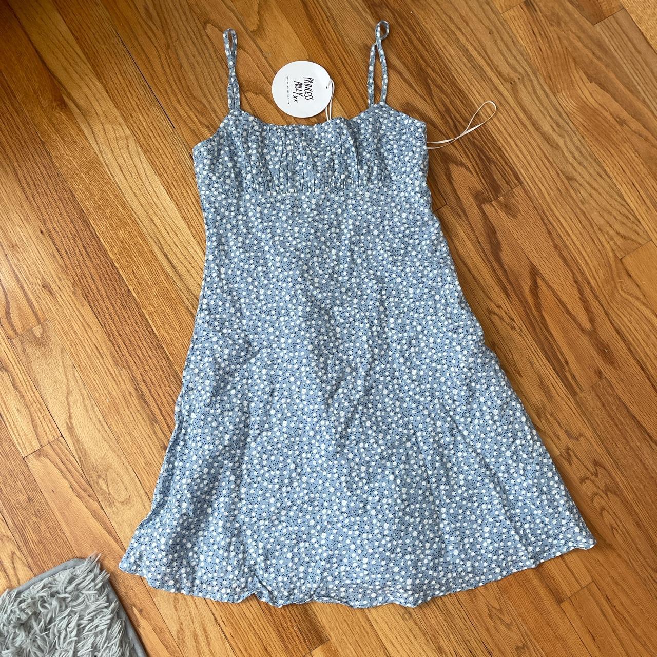 item listed by skylar2468