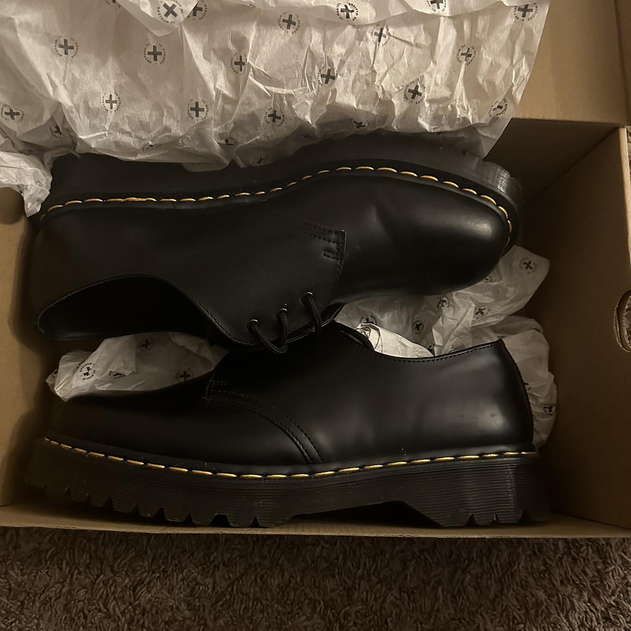 1461 doc martens mens