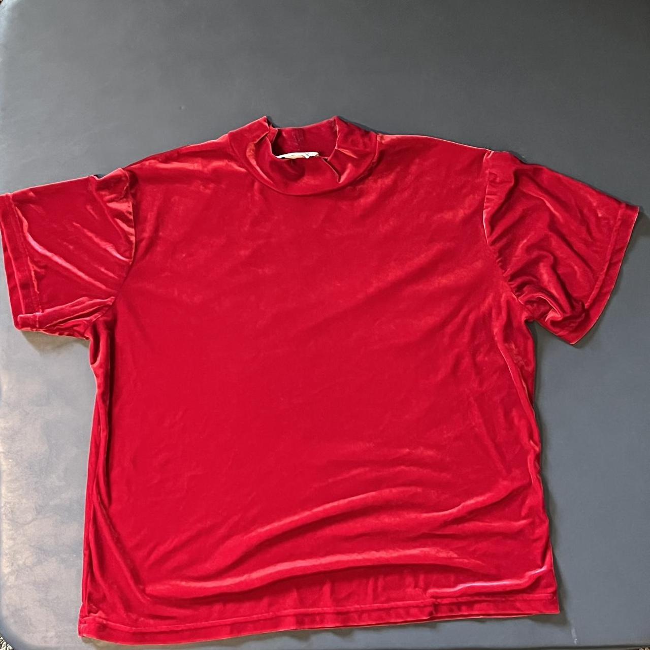 Impressions Women's Red T-shirt
