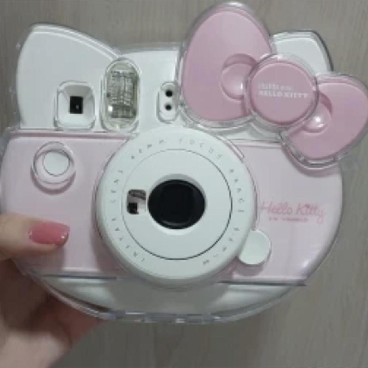 Hello kitty Polaroid camera,NEED GONE... - Depop