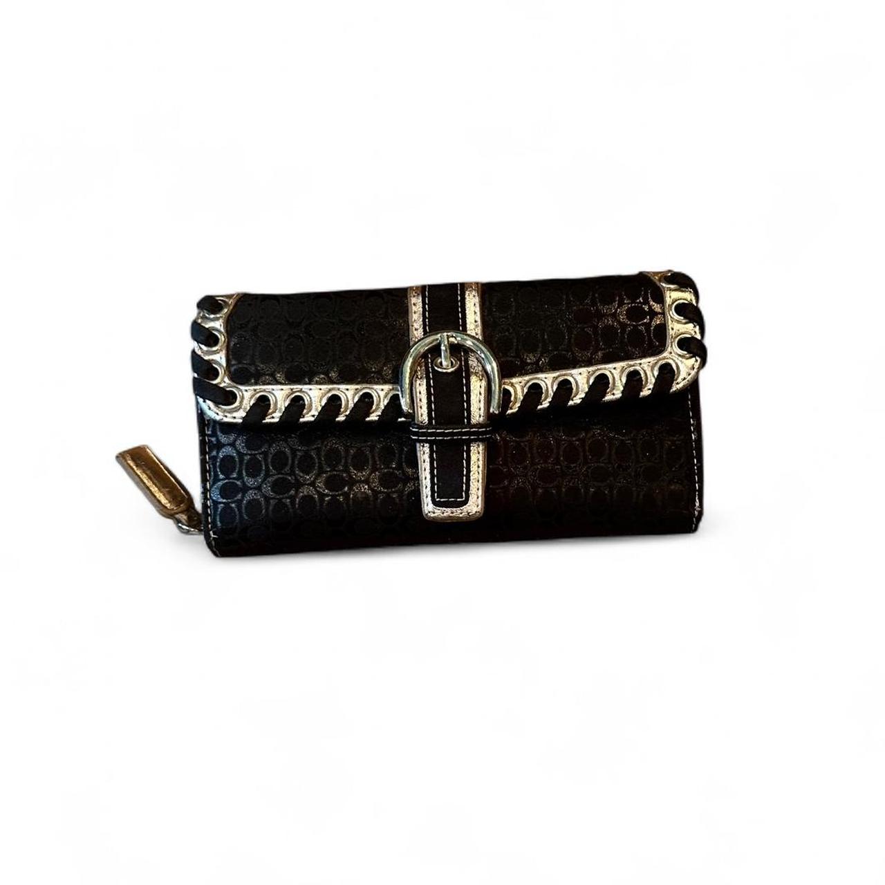 item listed by avamf15