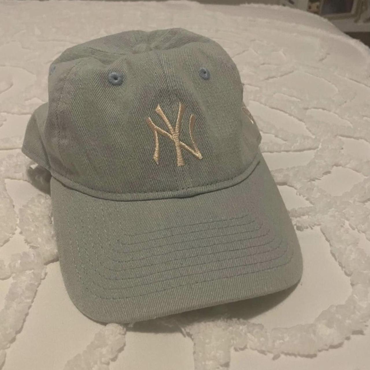 NY Yankees cap In amazing condition, well looked... - Depop