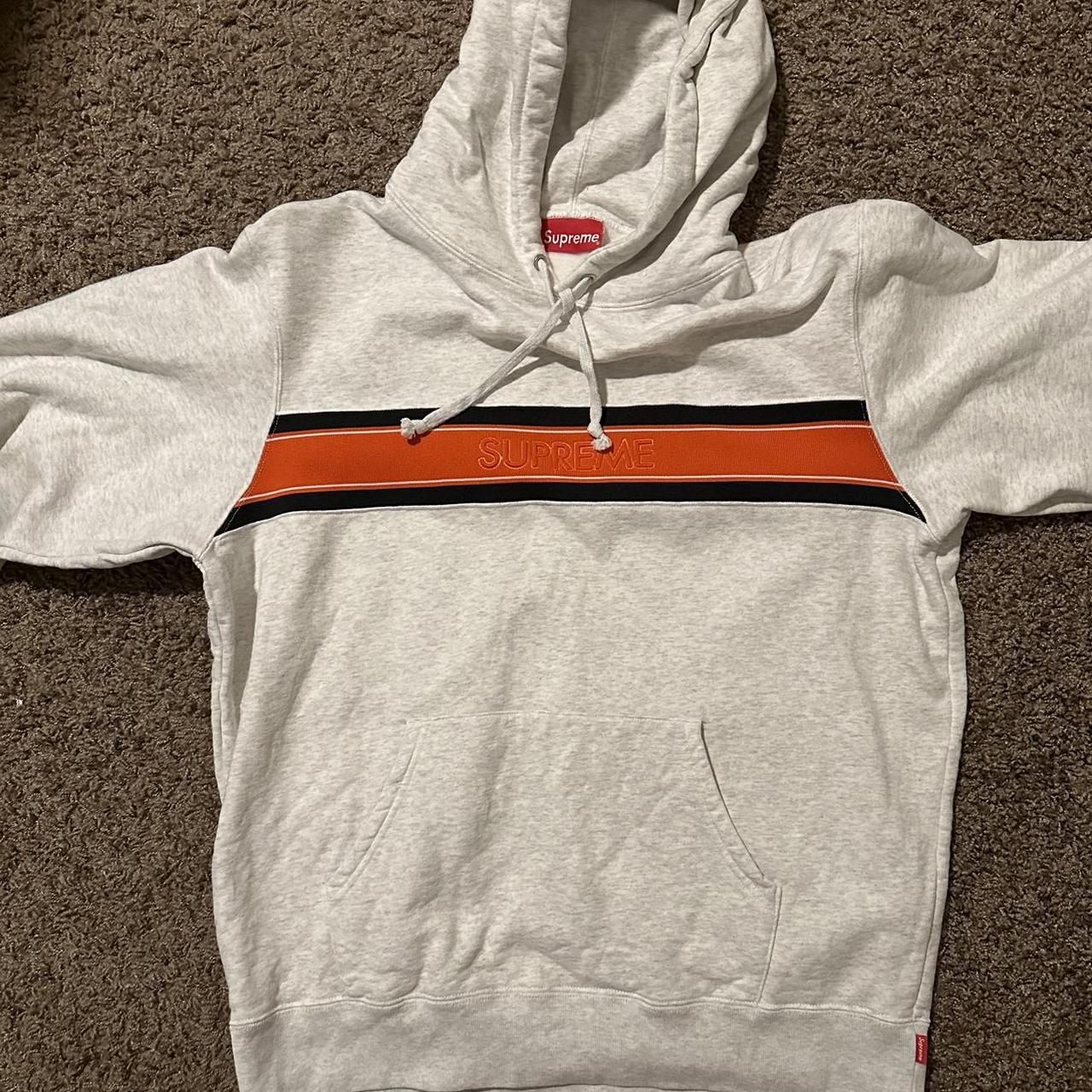 Supreme hoodie Size Large streetwear supreme hoodie