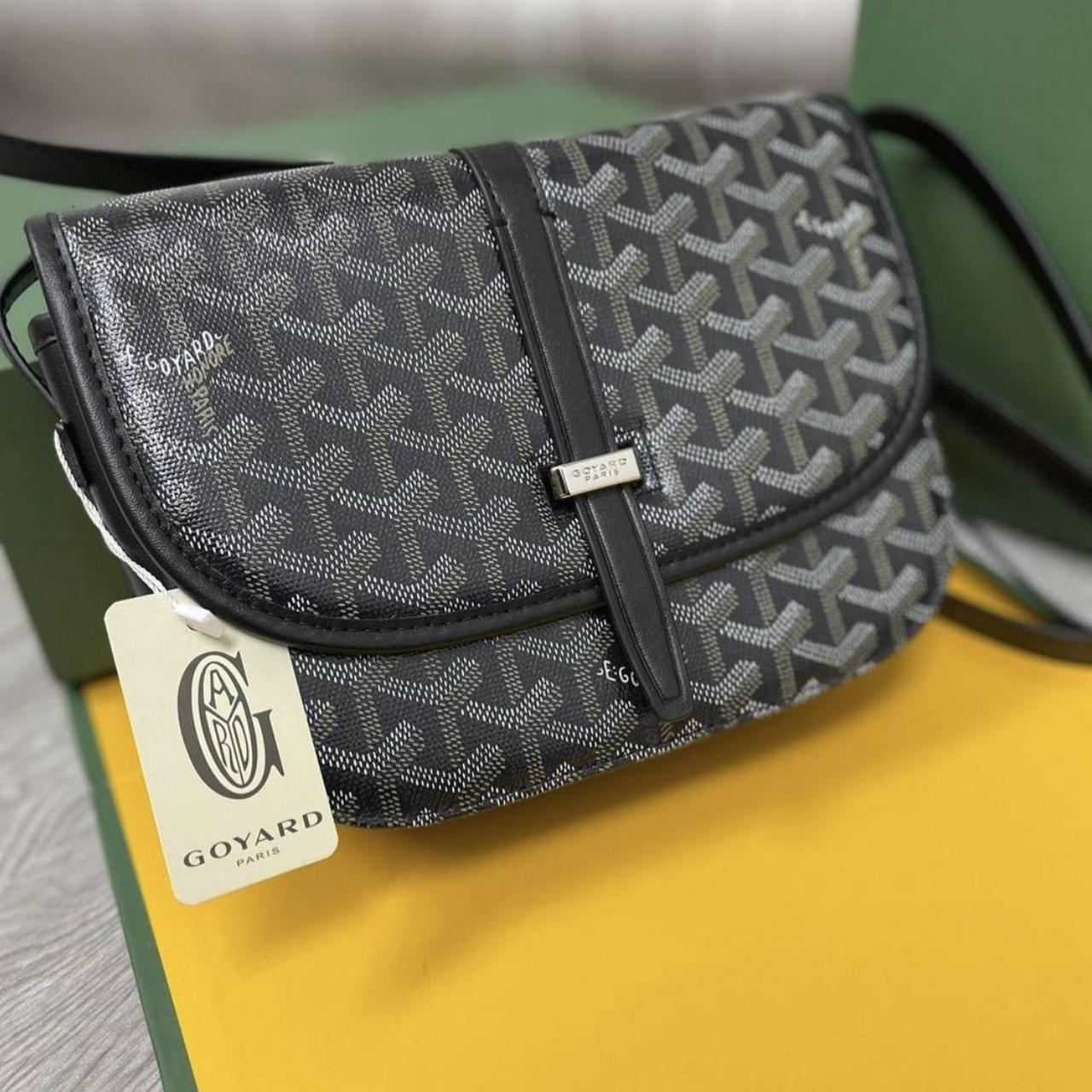 Goyard messenger black - Depop