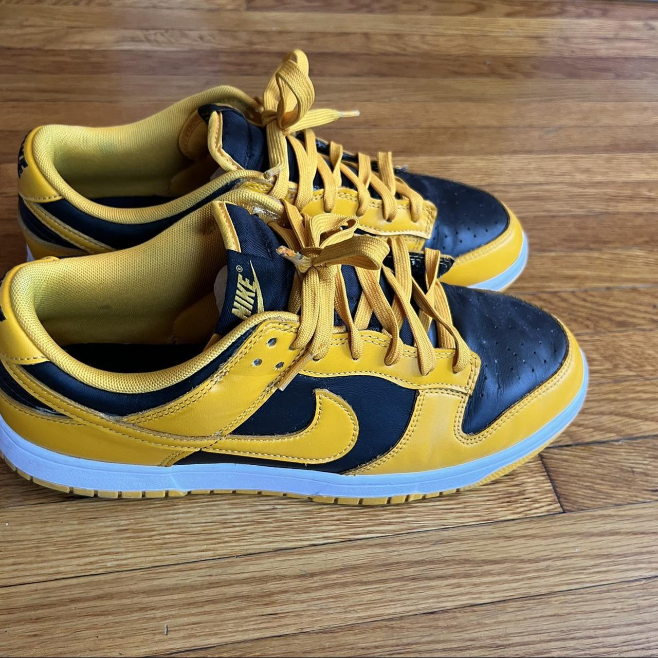 mens yellow nike trainers