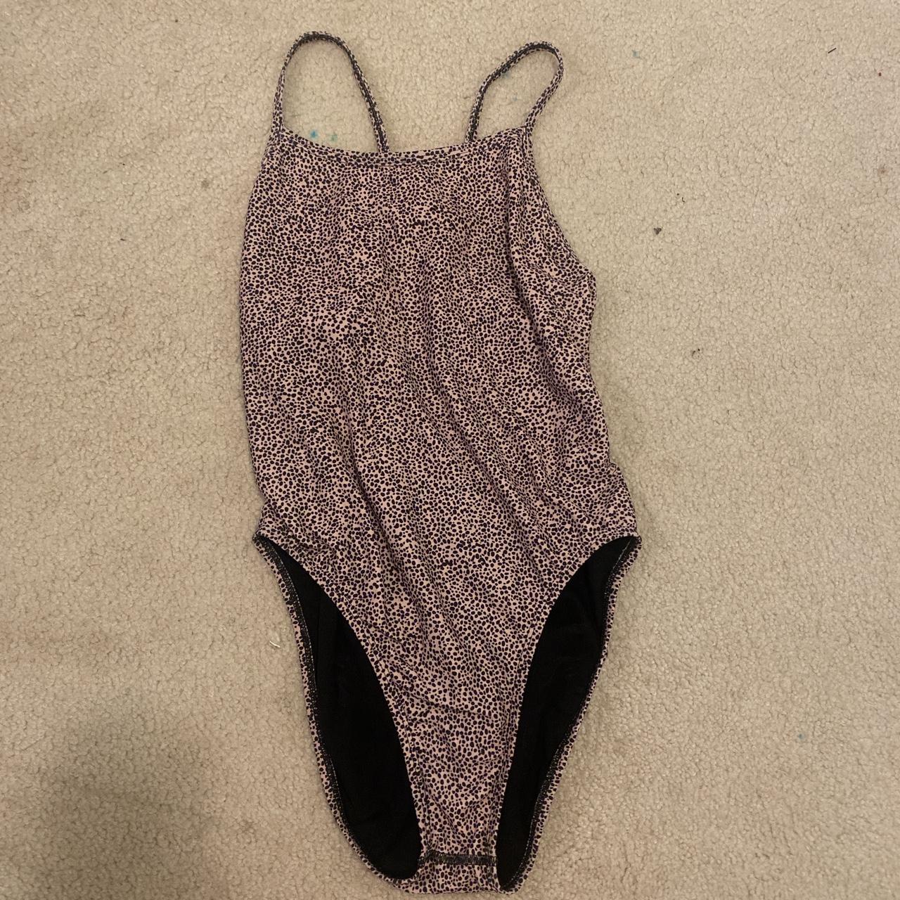 Jolyn Chevy Swim Suit spotted Pattern Size:... - Depop